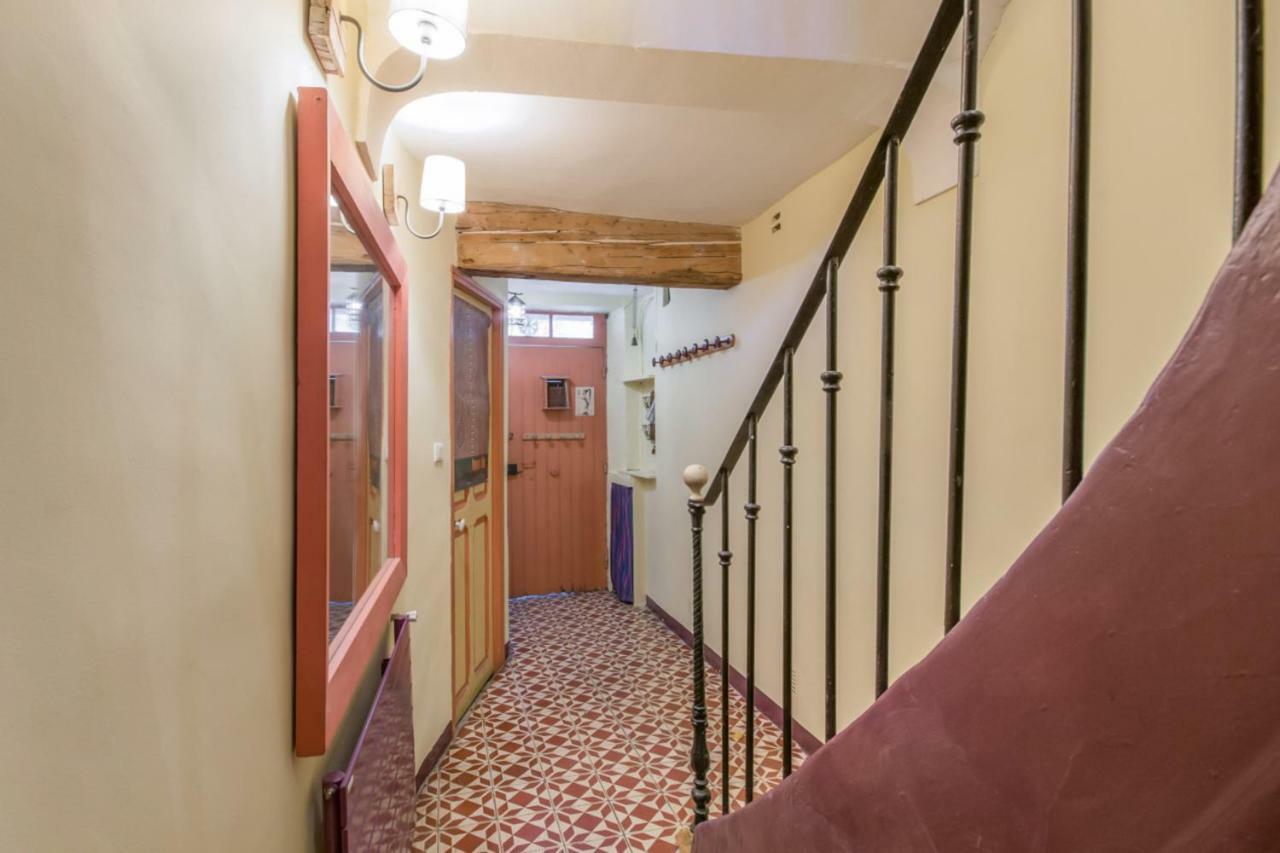 הוילה Cute And Cozy Town-House Of 130M2 In אביניון מראה חיצוני תמונה